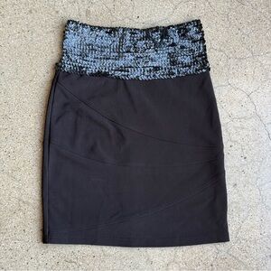 Forever 21 F21 Black Mini Pencil Skirt with Sequin for Cocktail bandage stretchy